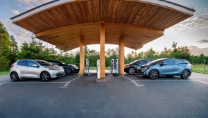 rechargez facilement votre voiture électrique pour seulement 30€. profitez d'une solution économique, rapide et écologique pour tous vos trajets urbains et longue distance.