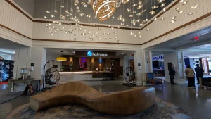 découvrez l’expérience luxueuse au jw marriott muskoka : suites élégantes, spa haut de gamme, vue imprenable sur le lac, gastronomie raffinée et service exceptionnel au cœur de la nature canadienne.