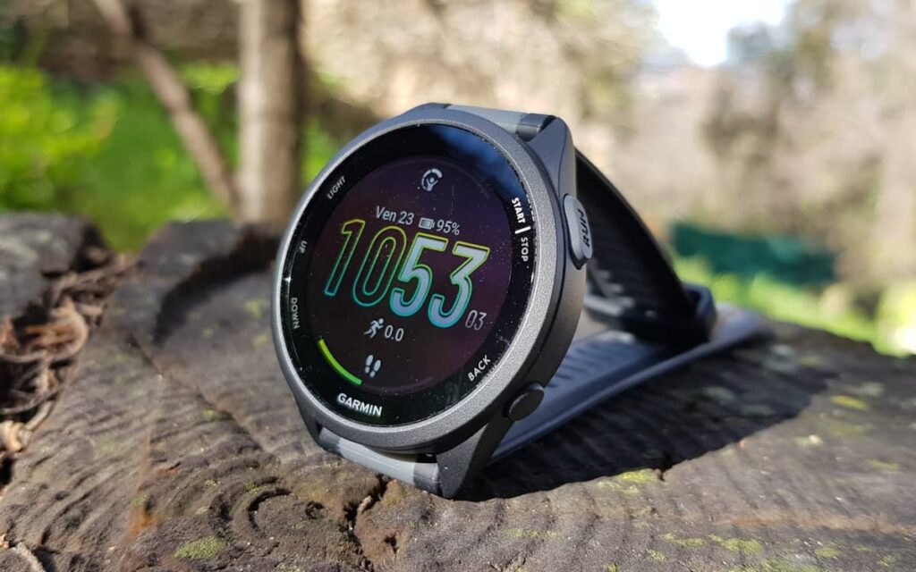 découvrez notre test complet des montres garmin : avis, fonctionnalités, performances et conseils pour choisir le modèle adapté à vos besoins sportifs ou quotidiens.