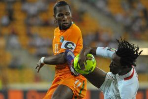 découvrez le duel historique et politique entre la côte d'ivoire et le burkina faso lors des 8es de finale de la can, un match riche en enjeux et émotions.