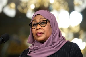 découvrez pourquoi samia suluhu hassan est considérée comme le tyran de l'année 2025 dans notre analyse approfondie de son leadership et de son impact.